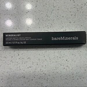 bareMinerals Mineralist Lasting Matte Liquid Lipstick in color PASSIONATE